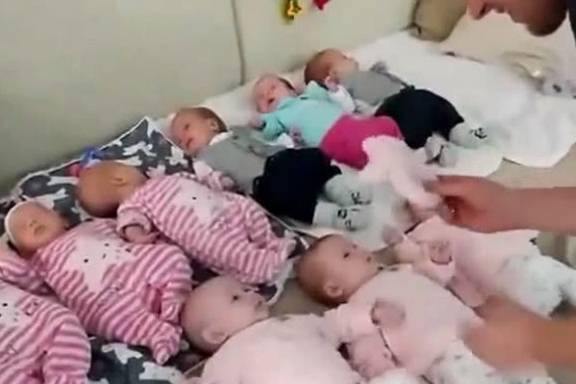 兄弟三人都生了三胞胎，九个娃摆在一起太霸气，直接开个幼儿园吧
