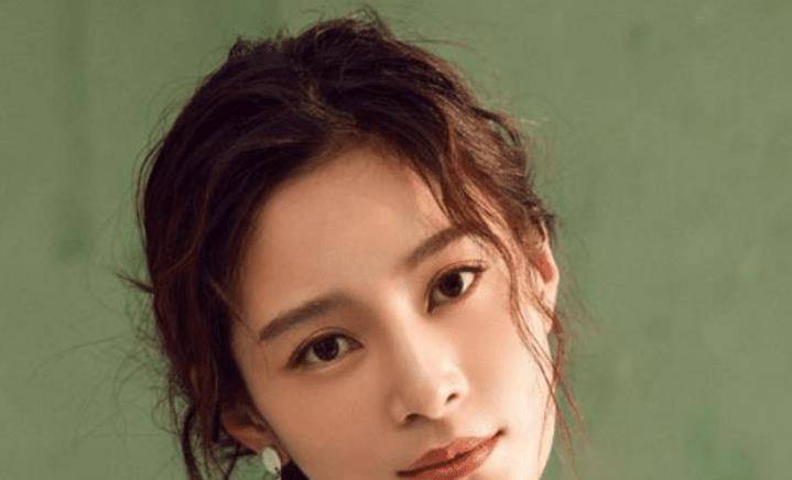她自称一年无戏可拍,打遍导演电话都被拒绝,仅于正说了5个字_王媛_延