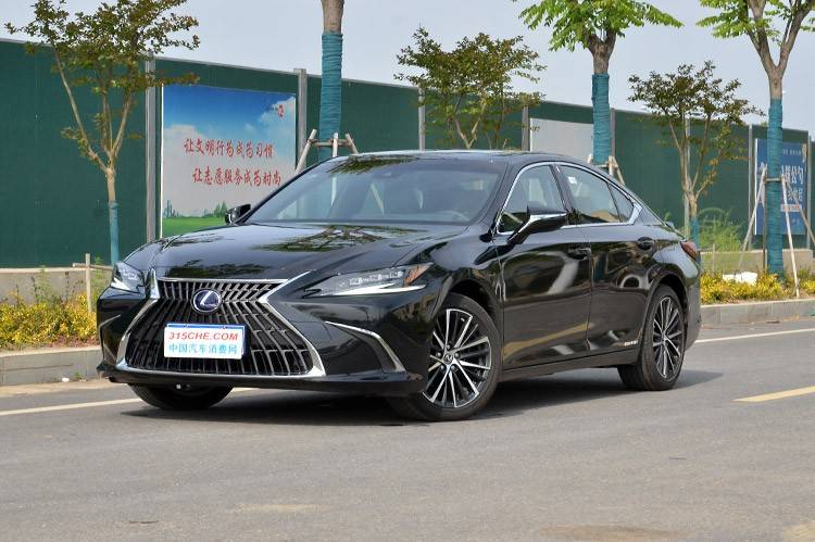 仅次于保时捷 雷克萨斯为啥那么保值 体验过es之后有答案了 乐惠车