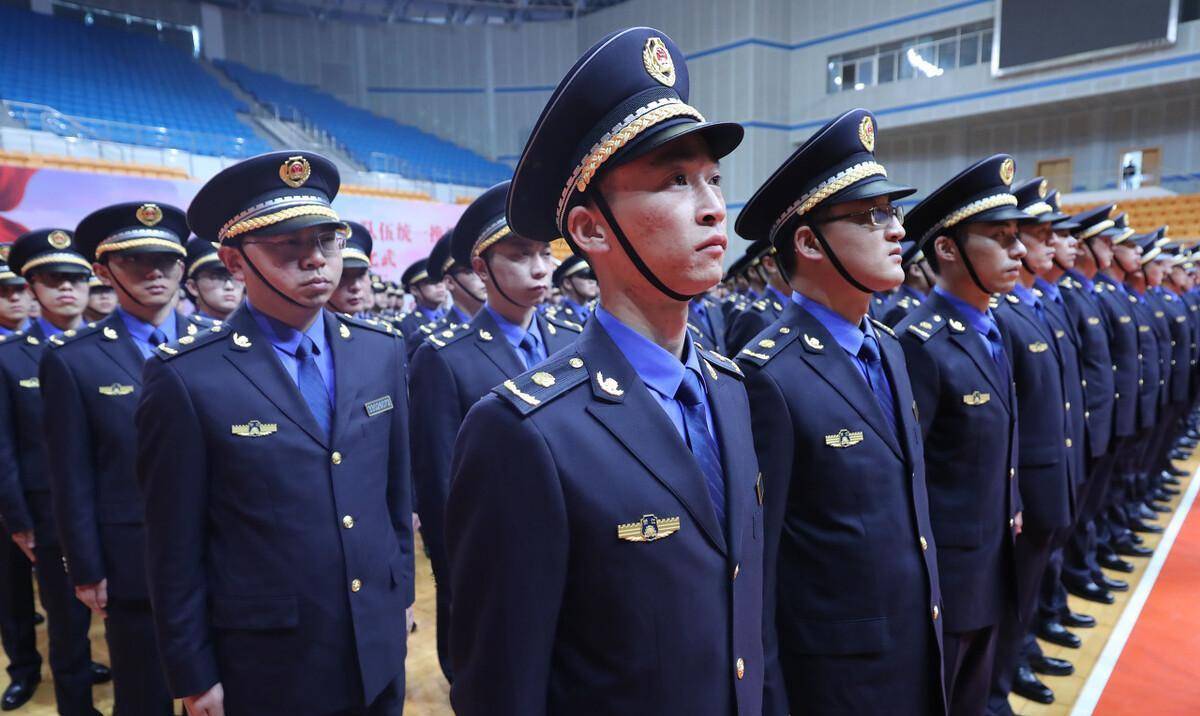 政府部门服装图片图片