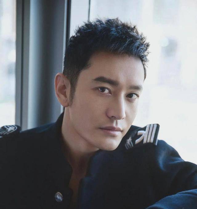 “二哥”黄晓明的红黑往事_黄爸_黄妈_刘立淇