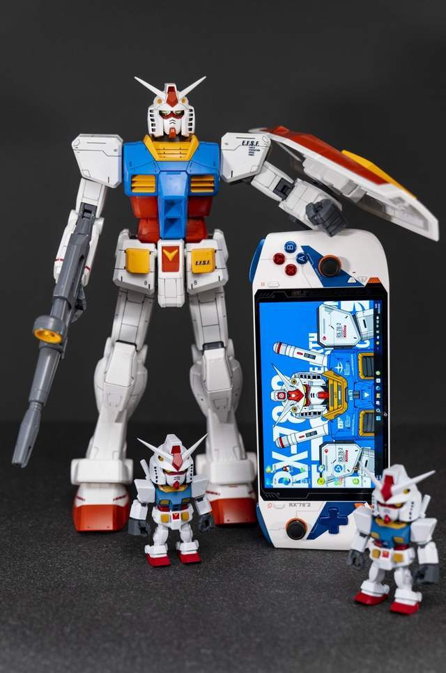 原创掌机玩出新花样高达联名厉害了onexplayermini高达联名限量版开箱