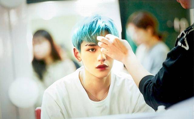 虽然很多观众对郭麒麟的离开表示很遗憾,但是新成员蔡徐坤和黄旭熙