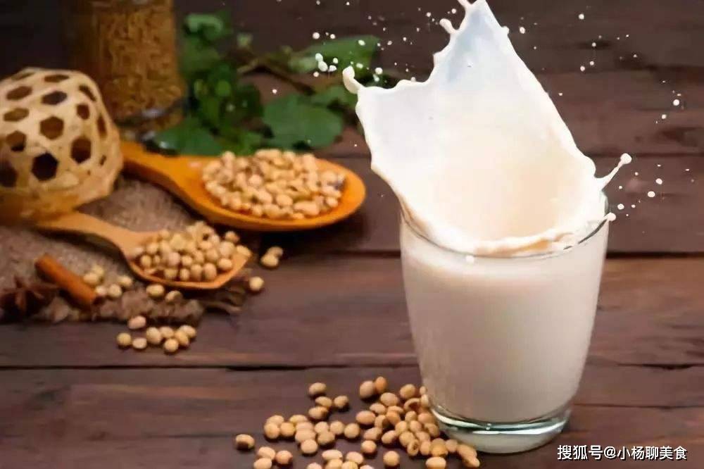牛奶、酸奶、豆奶谁的营养价值最高？哪一个适合长期喝？