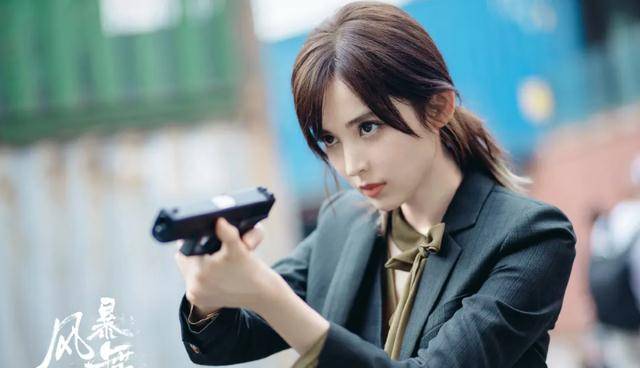 风暴舞比起我们看过的悬疑剧这剧的逻辑水平还差得远呢