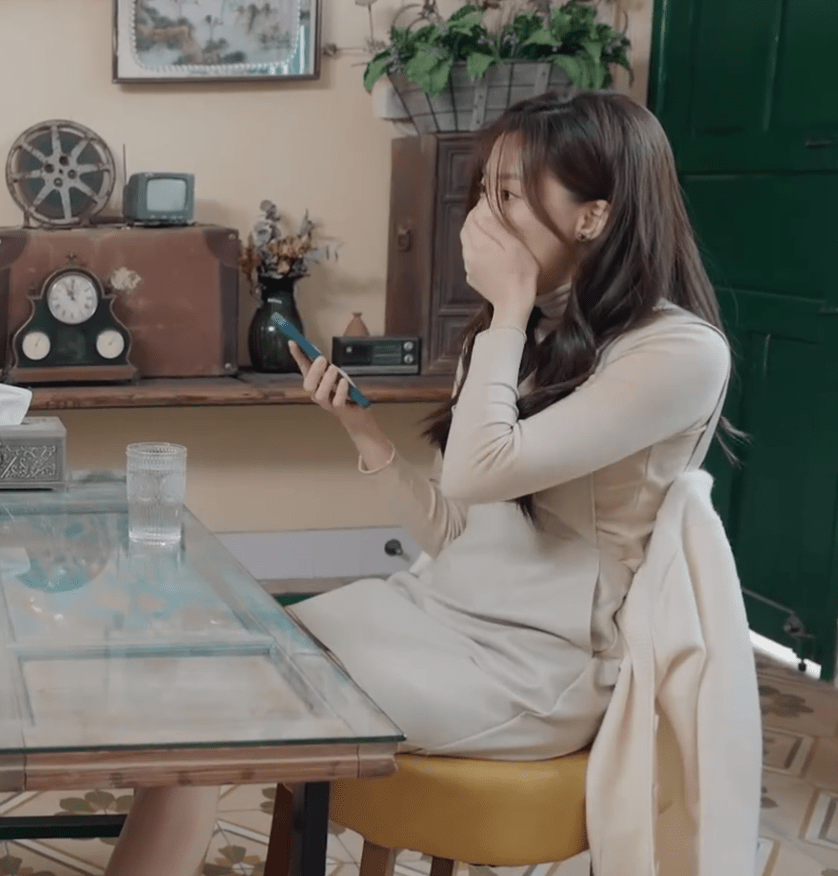 没谈过恋爱的我罗郅阳面对徐文婷落泪大猜测这不会是真的吧