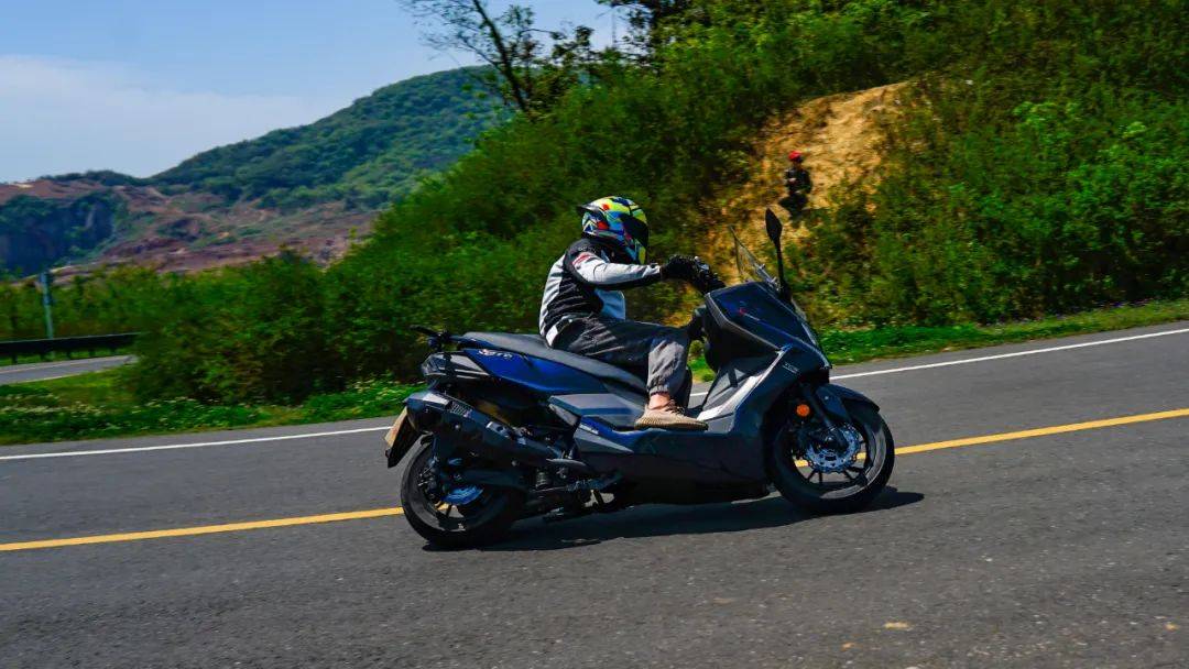 非常舒适还能跑山29980元光阳s250测评