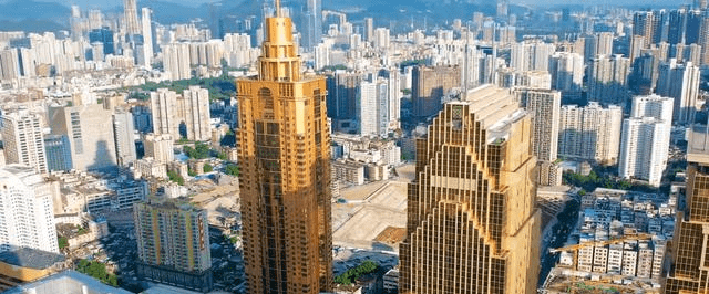 深圳一栋金色大楼,却是当地的地标建筑,楼高超200米