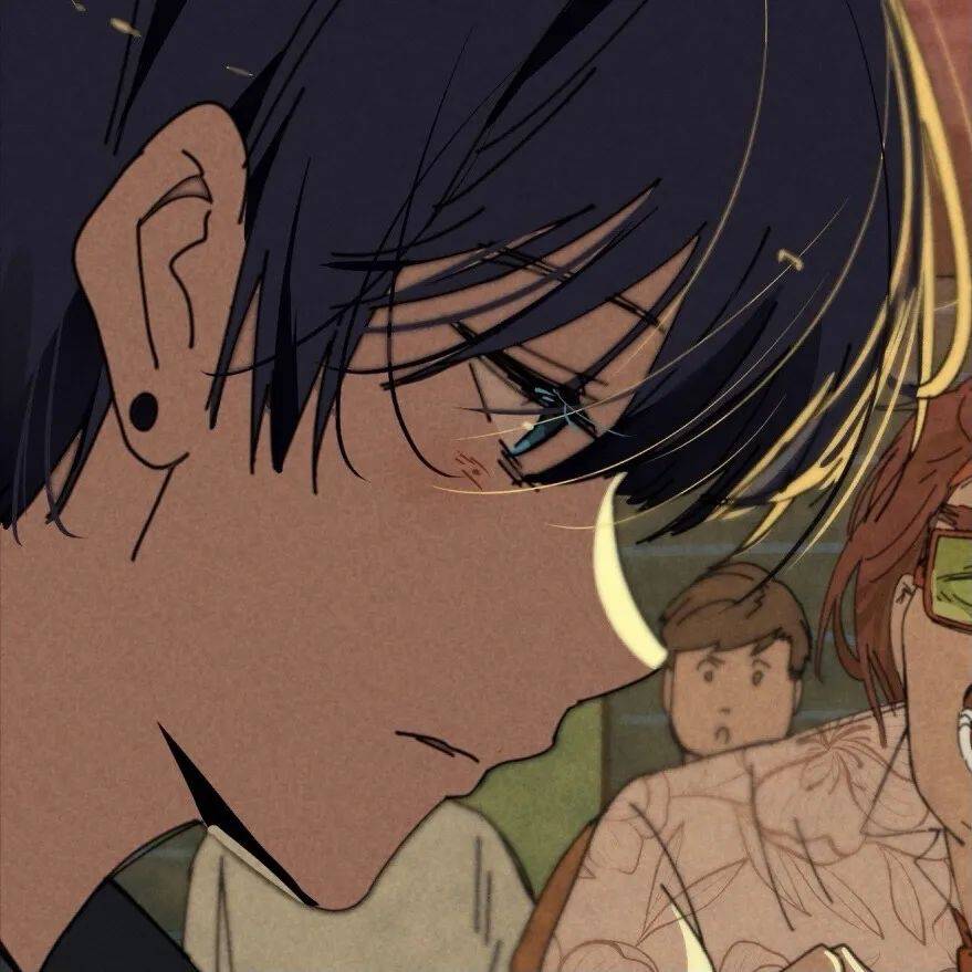 动漫头像难过的时候看看天空它那么大肯定盛得下你所有的委屈