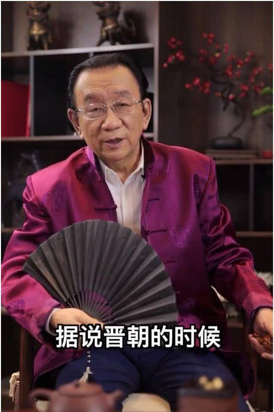 原创73岁侯耀华罕见出镜意外曝光豪宅内景却被指为了直播做准备