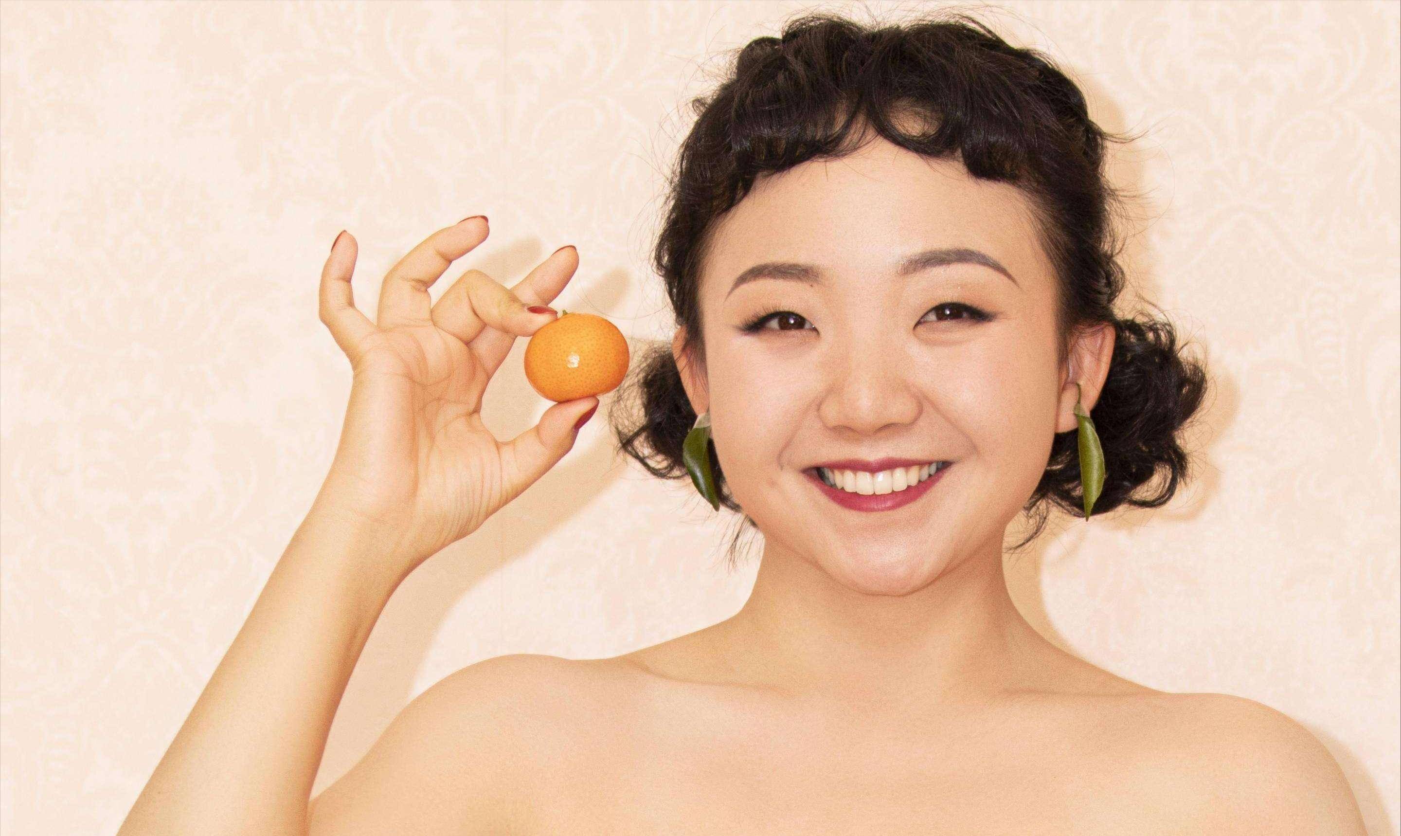 原创矮胖壮也能美出圈辣目洋子走上纽约时装周用自信诠释另一种美