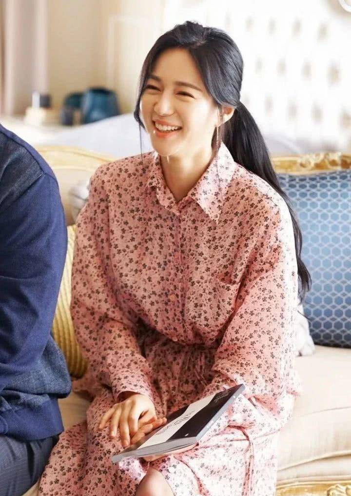 原创大抢张娜拉风头气场不输全智贤这个30岁韩美女又美又酷飒