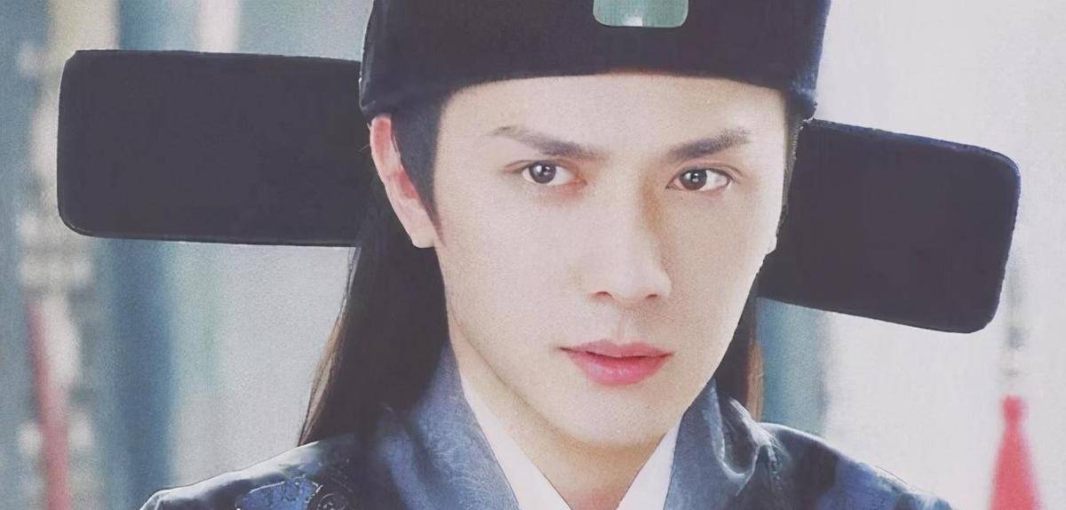 冯绍峰_赵丽颖_严屹宽