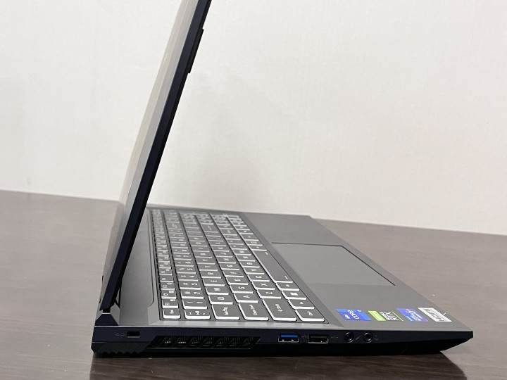 五一宅家玩游戏,首选战神z7-da5np_神舟_游戏大作_大容量