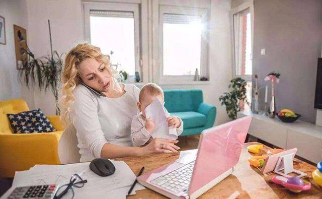 原创孩子放假没人看该咋办带到孩子到办公室的妈妈不用那么忐忑