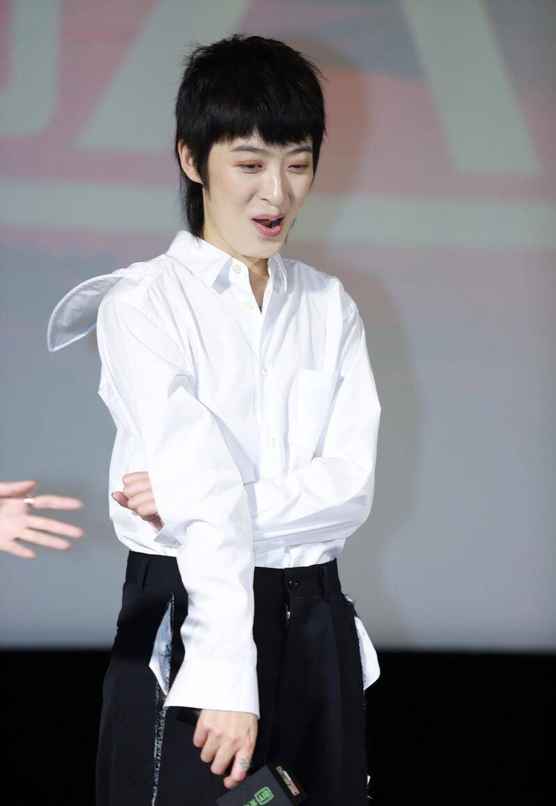 原创67曾轶可争议不断包小柏留她没我今机场事件再起哗然