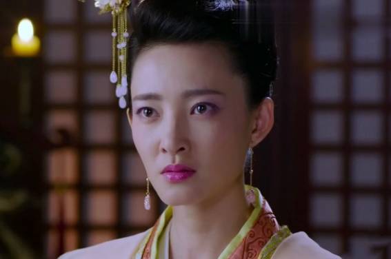 封神演义:妲己发明的炮烙之刑,第一个惩罚的竟是他,太虐心!