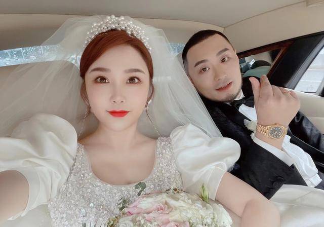 老公是sdt老板,婚礼伴郎还是赵让李鑫一_夏震_娱乐_公司