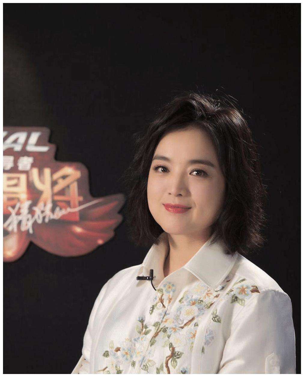 歌手白雪:二婚嫁给小8岁的原艺,如今被宠成公主_工作_丈夫_事业