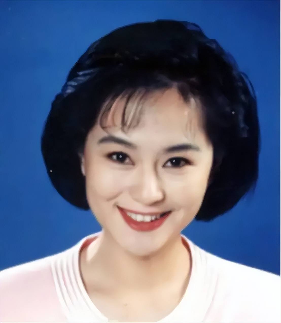 离婚30后,鞠萍姐姐被第二任丈夫宠成了公主_父母_弹钢琴_时候