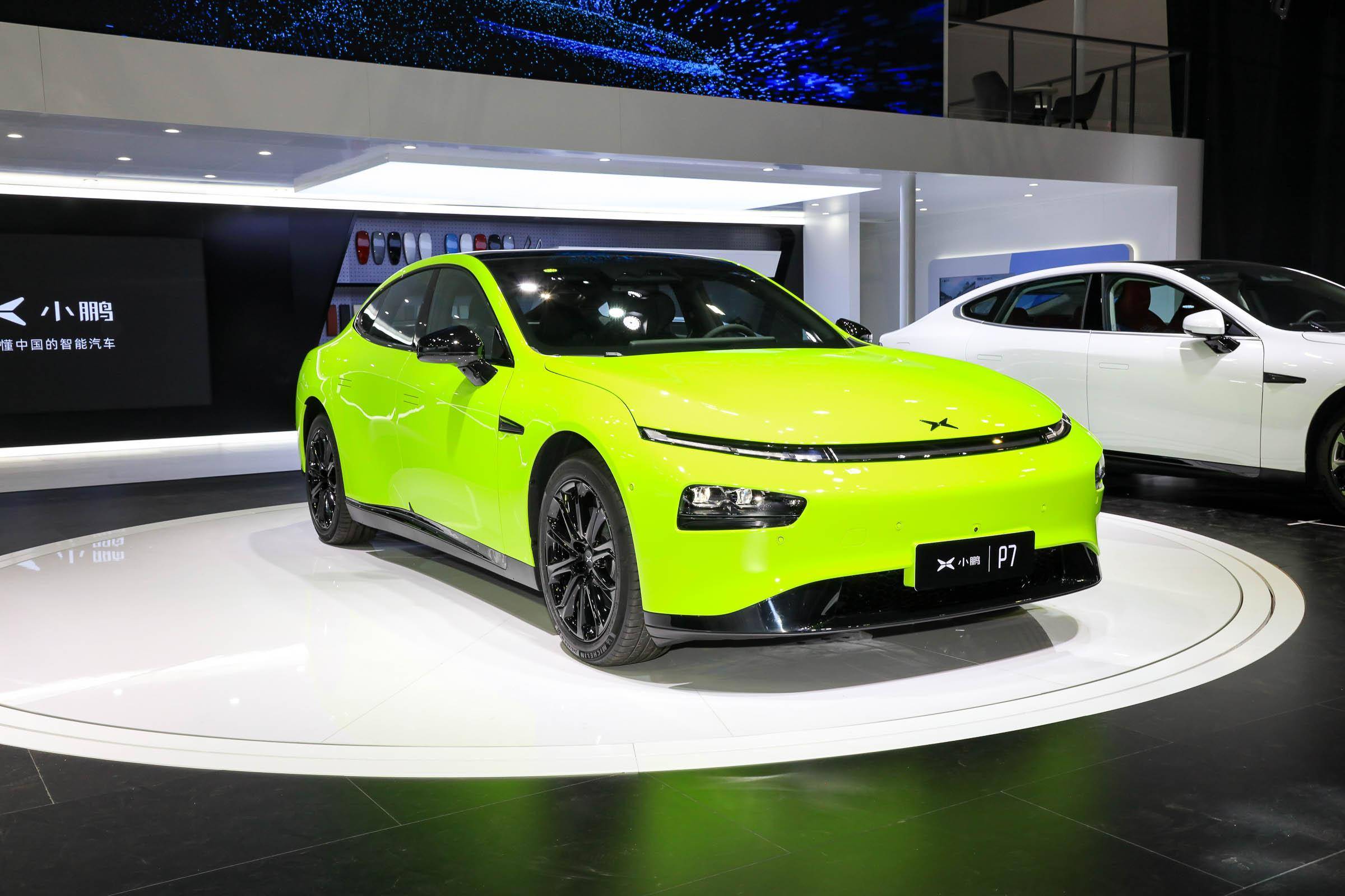 2399万元起小鹏p7新增车型上市辅助驾驶软件变标配