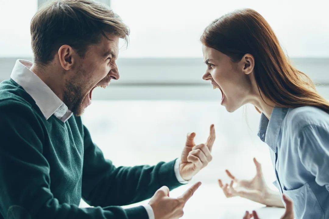 愤怒是一种讨厌的情绪吗_影响_风险决策_思考