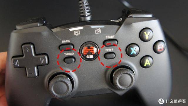 手中把玩不够,心中侠情长留-北通蝙蝠4游戏手柄测评_操作_产品_按键