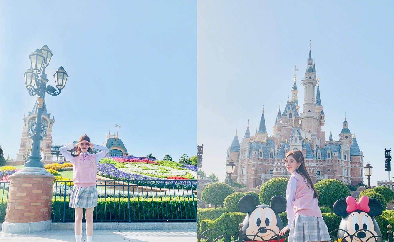 鞠婧祎晒迪士尼游客照,一身学生装变身清甜学姐,满屏的青春气息_美女