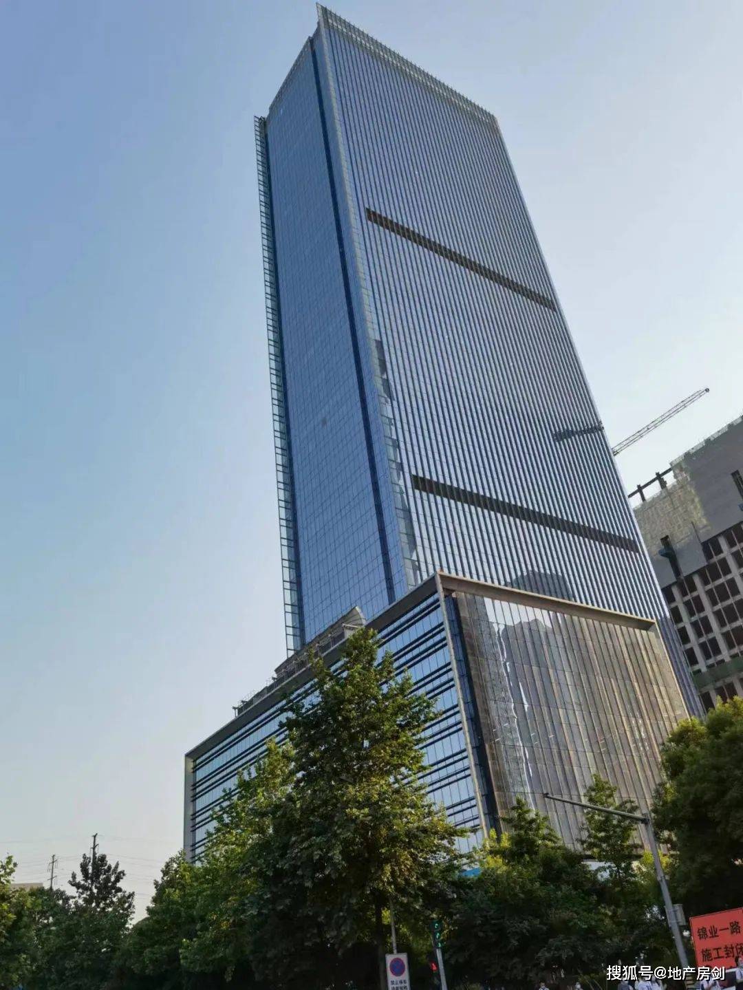 1km0515栋超高层这是西北超高层建筑最密集的地方