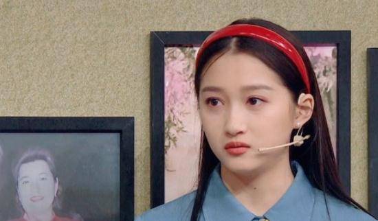 华晨宇节目调侃关晓彤身材,谁注意贾玲说了一句啥?情商真高