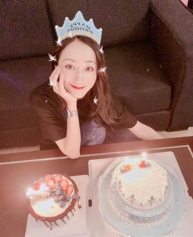 有一种"高级感"叫韩雪过生日!看清蛋糕的数量后,网友:眼红了!