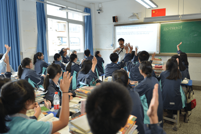 重庆市鱼洞中学校数学教师 江信涛:启迪情商 成就未来