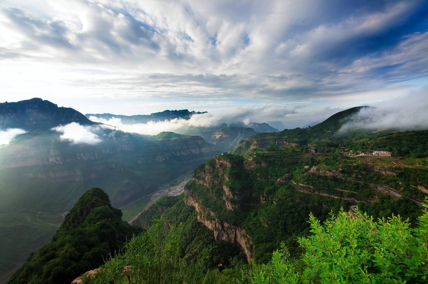 只要静静地听，慢慢地走，让心扎根在太行大峡谷