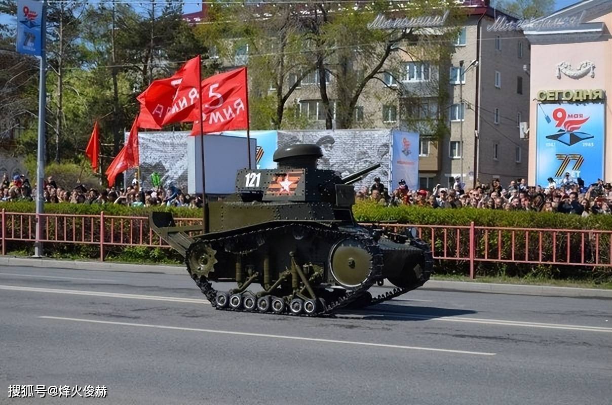 原创看图说话俄军阅兵中的豆战车仅53吨究竟是哪来的