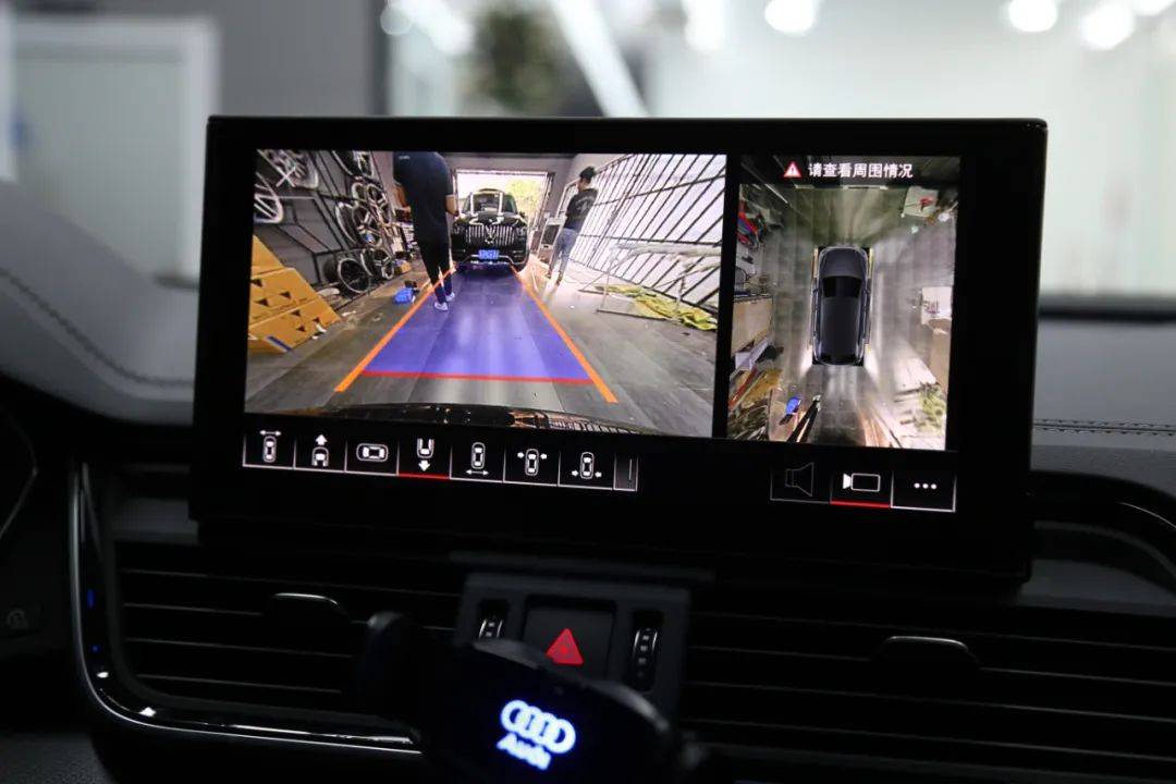 奥迪q5升级原厂360全景