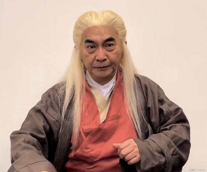 tvb段延庆扮演者携妻定居内地已签约新公司做直播带货