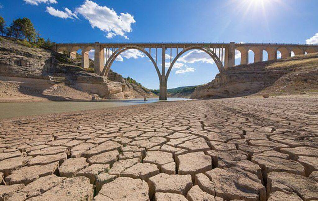 中国科学院的调查研究目前,全球水资源短缺问题已经日益凸显,部分地区