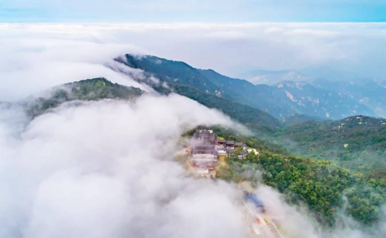 山东有一座原生态的山峰，是蒙山第二高峰，经常有登山爱好者挑战