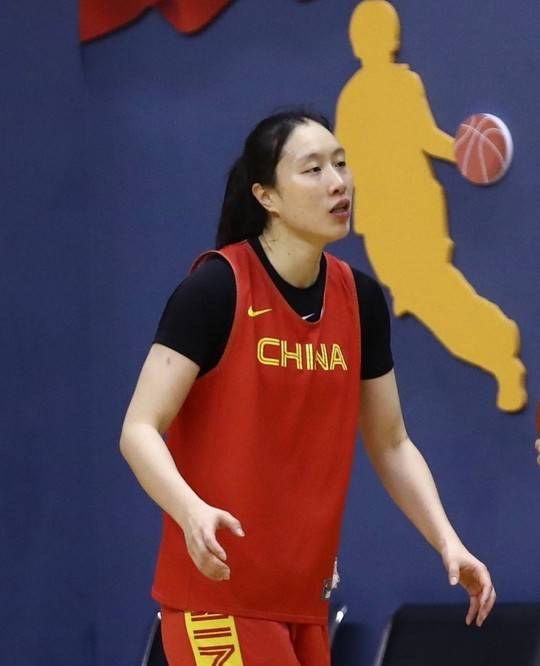 中国女篮的精神领袖大姐大邵婷女篮锋线的重要主力