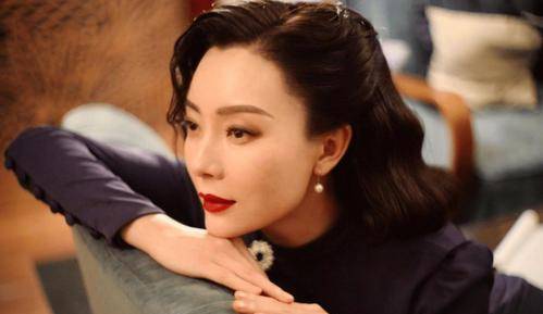 原创娱乐圈里有谁是天生大女主的长相提名旗袍女王陈数太美了