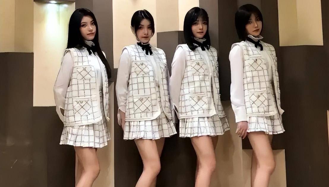 山东四胞胎冰清玉洁上同所大学还住同一间宿舍姐妹情深