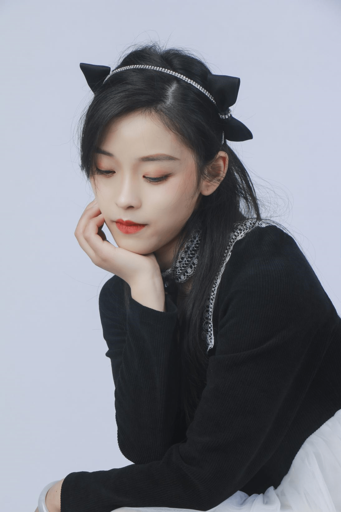 陈思婷要像星星一样努力发光正式签约经纪公司