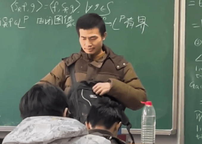 "四大疯人院"中,这3位鬼才也很特别_化学_网友_陈秉乾