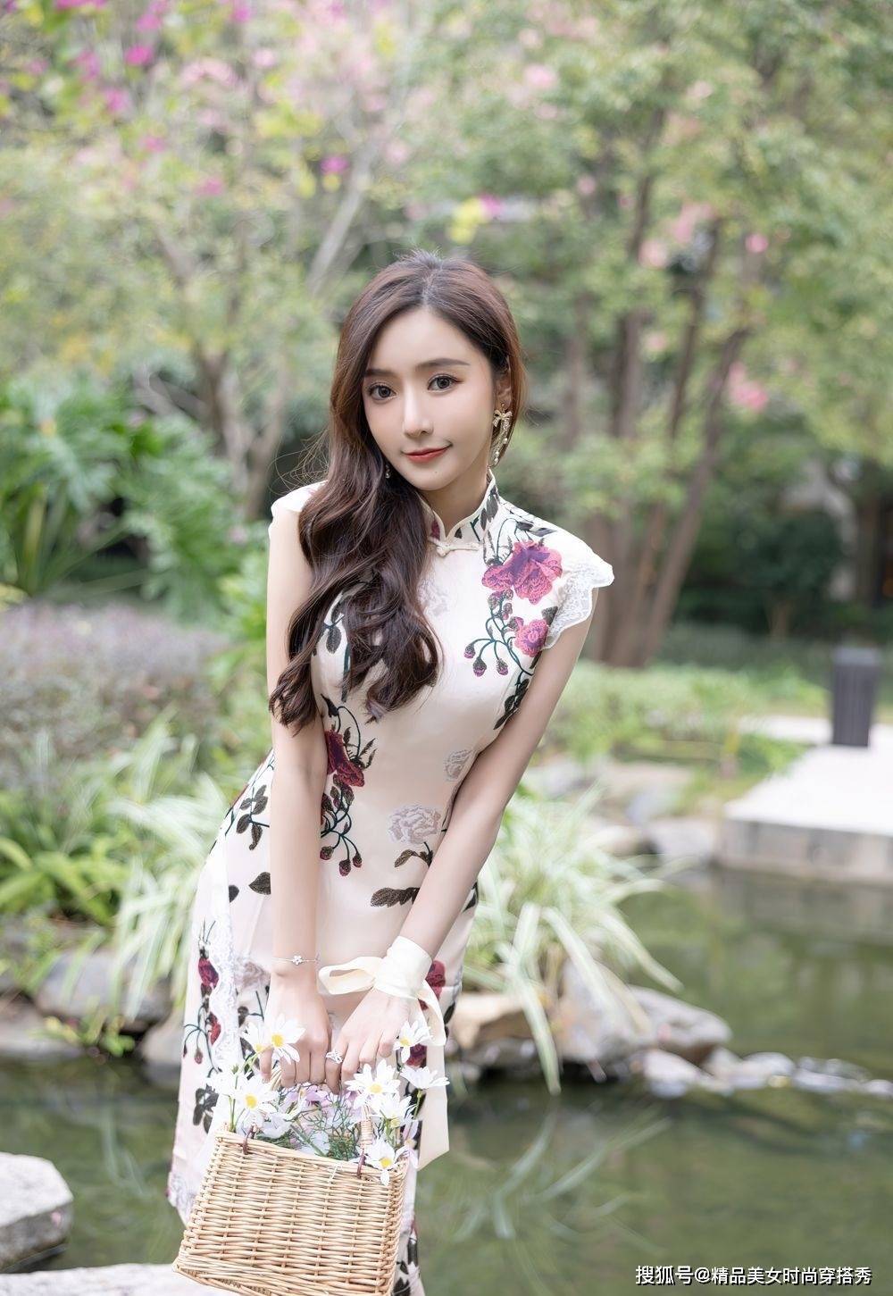 原创国色天香凤凰来仪改良版旗袍清新典雅又韵味十足