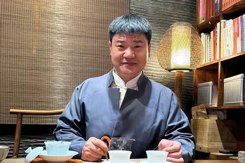 原创陈国平辞职后现身横店拍戏被曝光本人回应只是临时客串