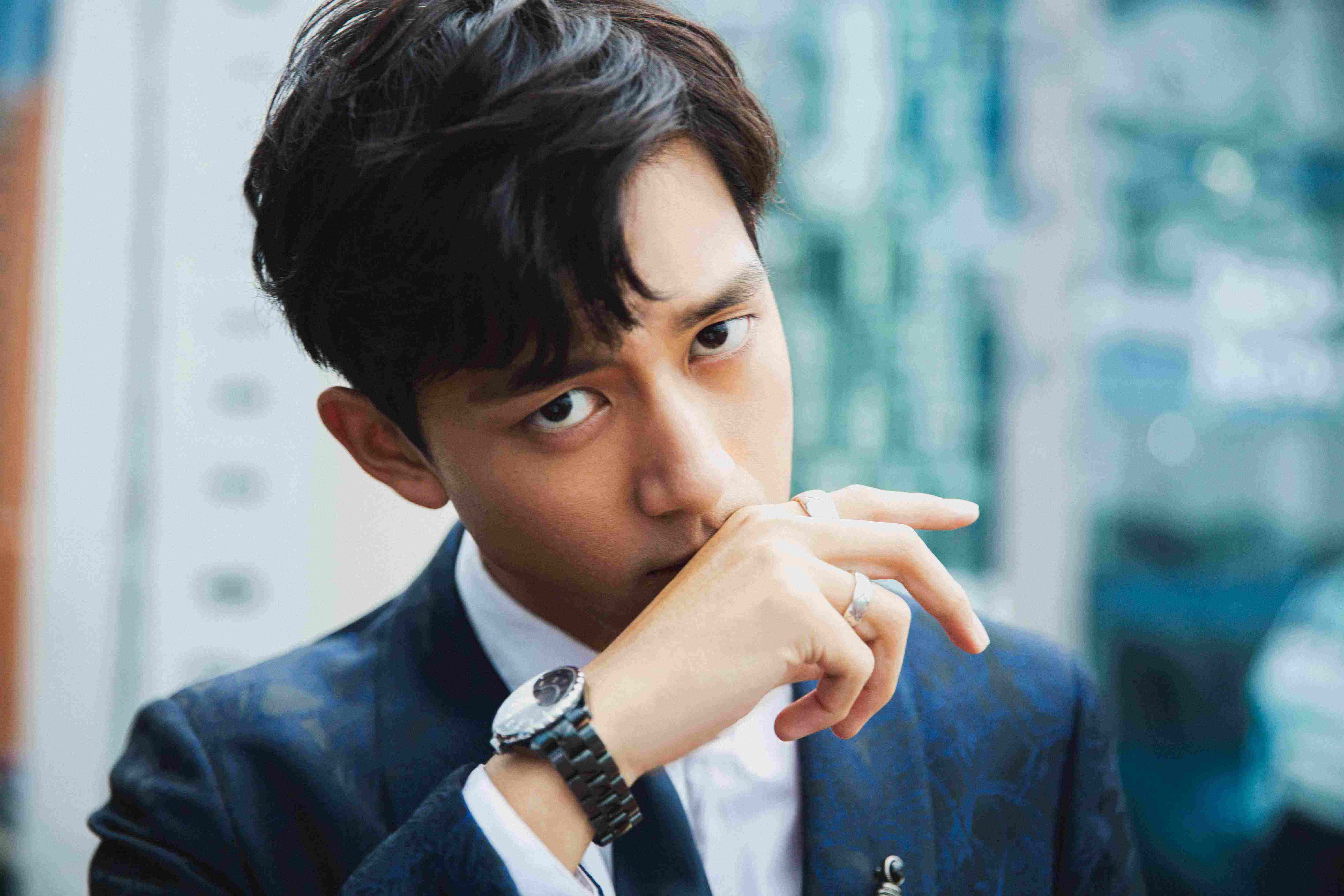 那些不买房的明星李现迪丽热巴理由现实而他的理由却十分束手无措