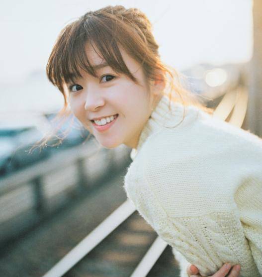 原创可爱傻白甜像沈月这样的女星在娱乐圈走得会远吗