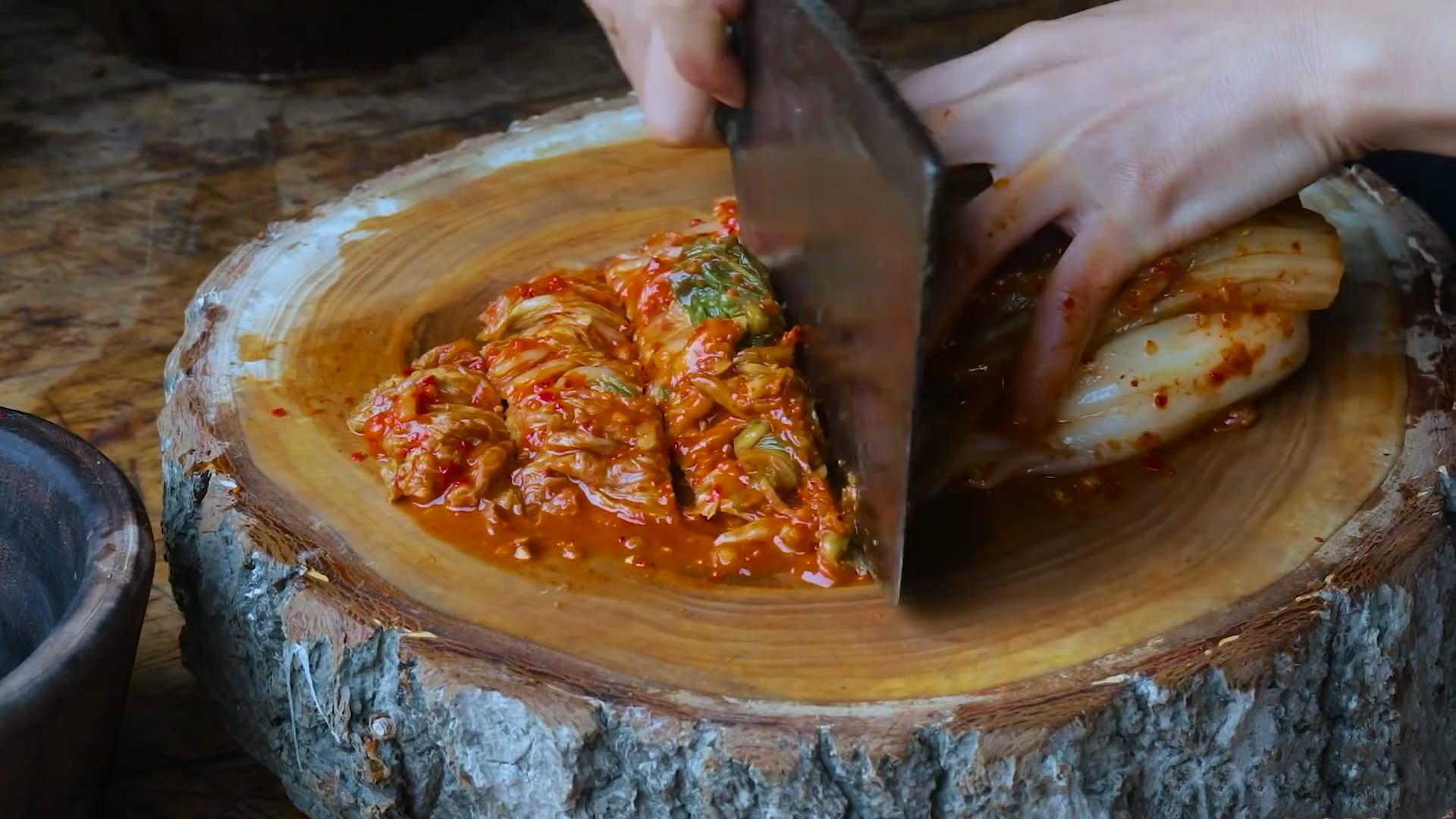 原创李子柒做了一道菜被国外网友嘲笑抄袭东北人来东北看看