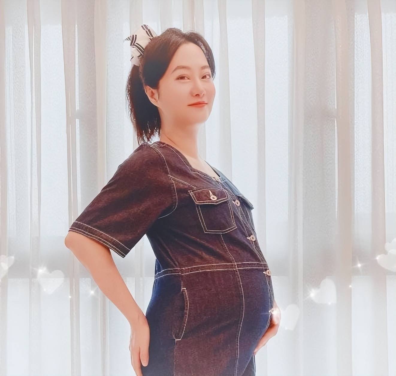 48小时内曝出9个瓜,被传离婚,酒驾逃逸,整形丧命,个个是大瓜_刘涛