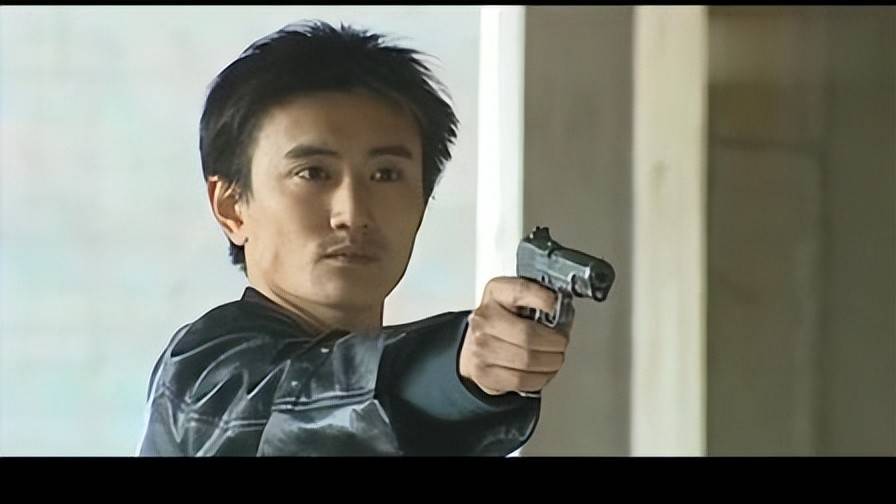 原创童星叶静42岁两鬓斑白胖到170斤这些年他经历了什么